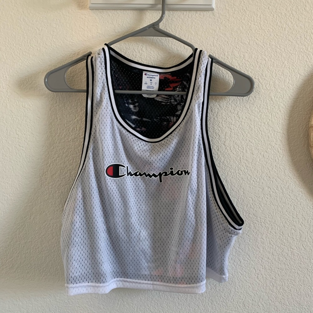 Champion Women’s reversible cropped tank top